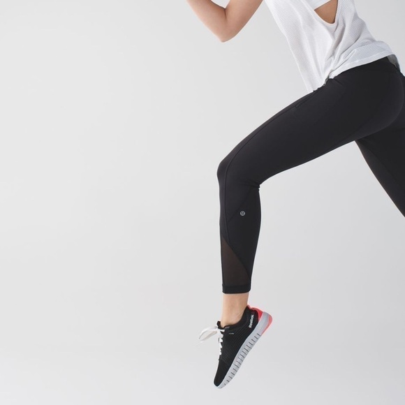 Lululemon Inspire Tight II (Mesh)
Black size 4 - Picture 8 of 16
